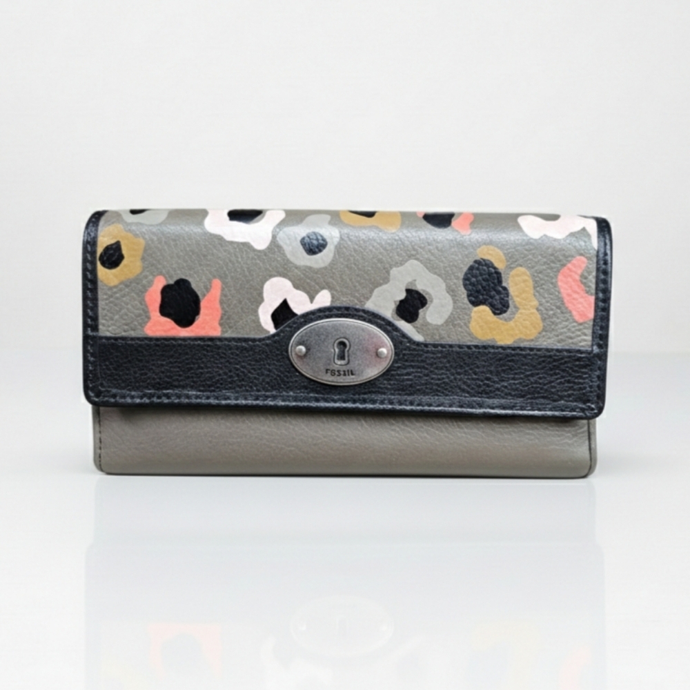 Fossil 7x4x1" Wallet Grey Black Pebbled Leather Continental Tri-Fold Leopard